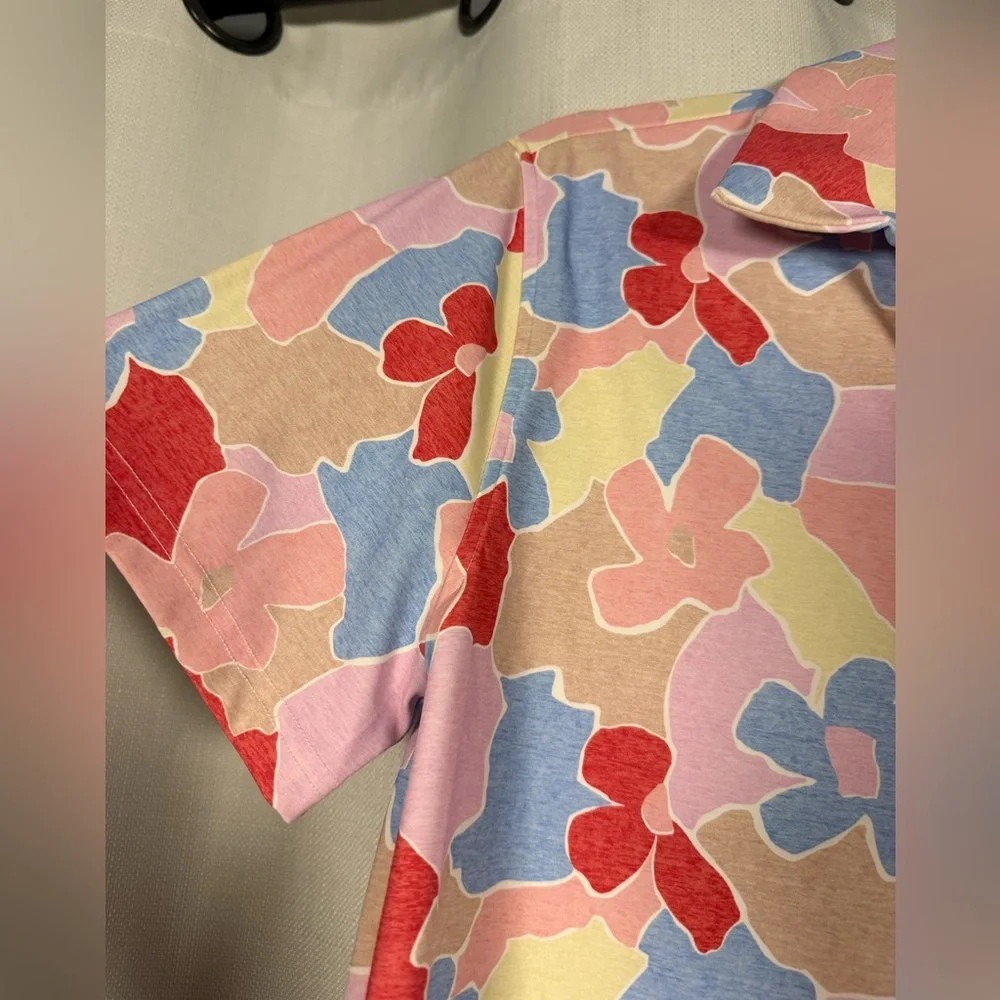 Travis Mathew Boxy Cropped Pink Blue Deco District Polo Shirt Size Small - Picture 7 of 8